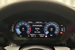valkoinen Audi A3 2025 kuva 14.