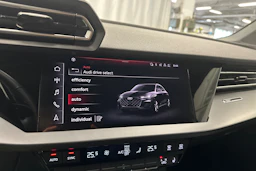 valkoinen Audi A3 2025 kuva 18.