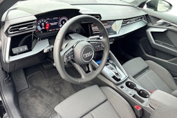 musta Audi A3 2025 kuva 6.