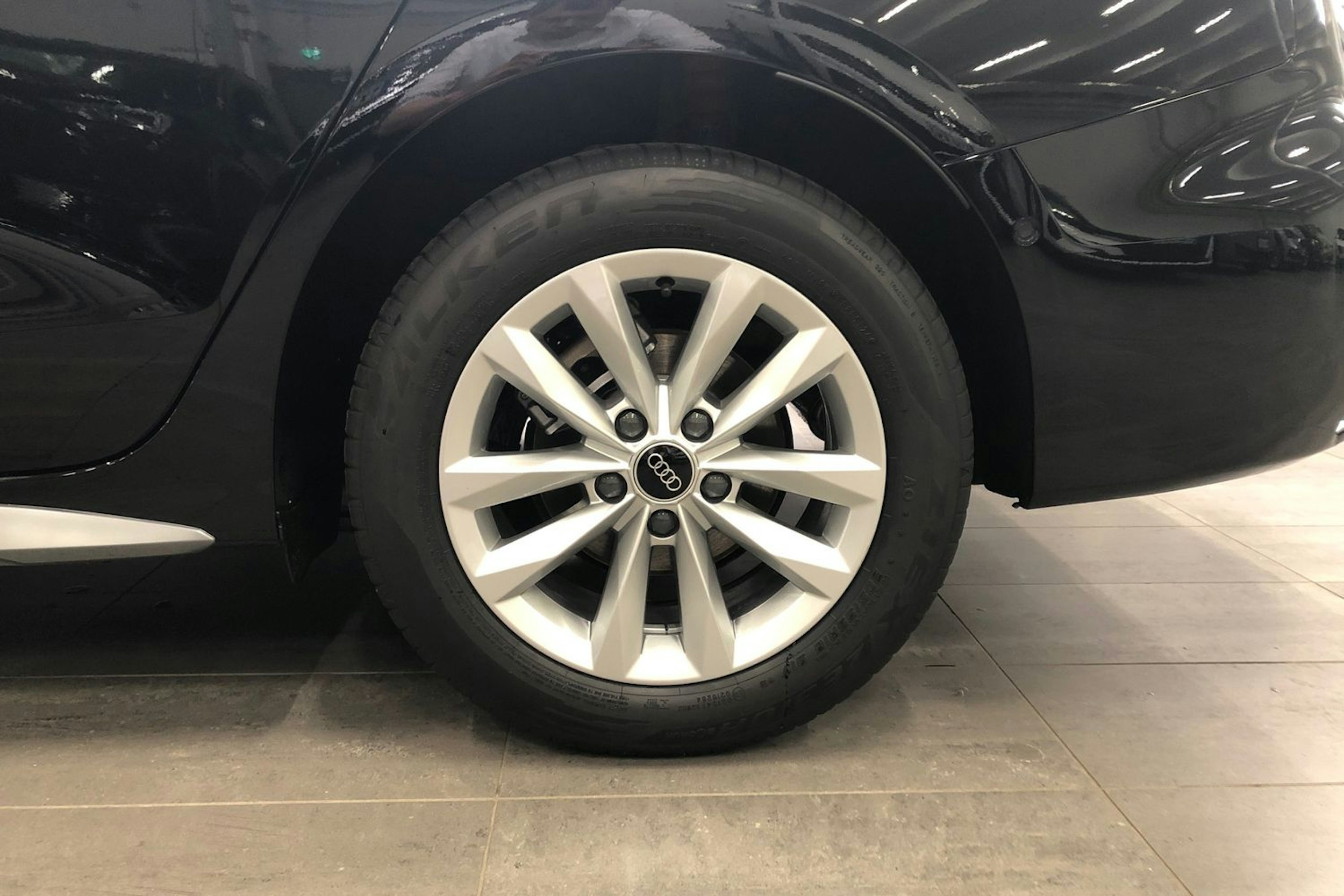 musta Audi A3 2025 kuva 10.