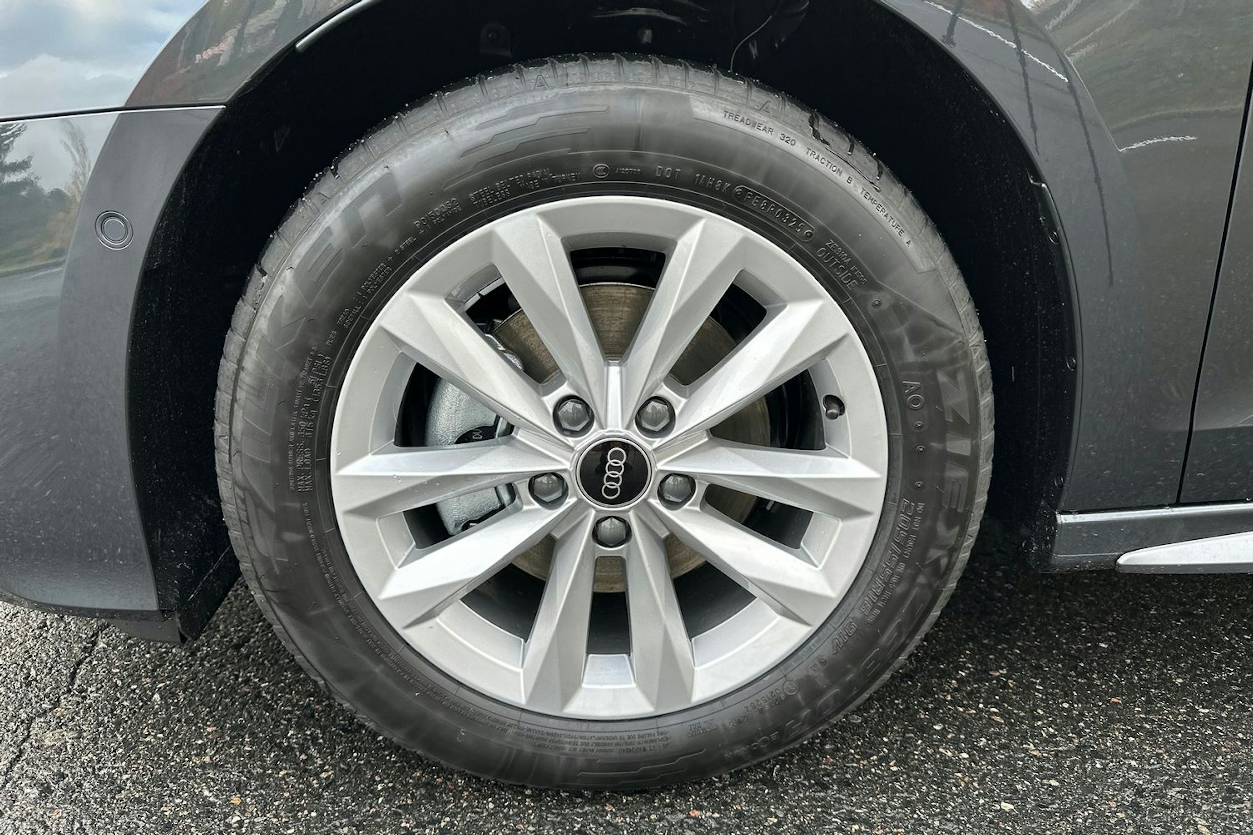 harmaa Audi A3 2025 kuva 9.