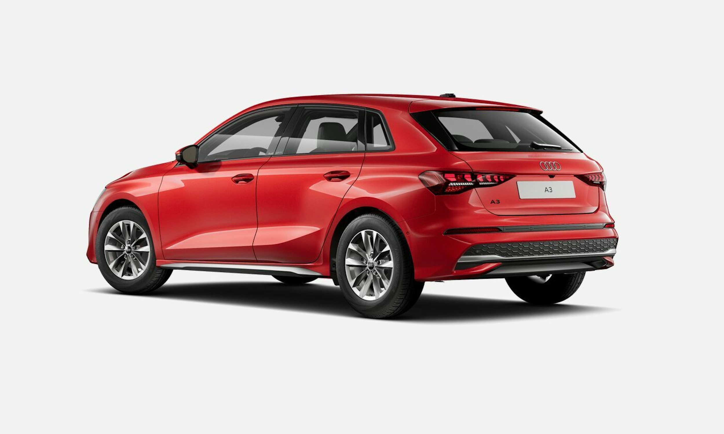 punainen Audi A3 2025 kuva 4.