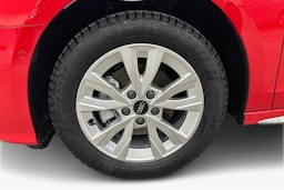 punainen Audi A3 2025 kuva 9.