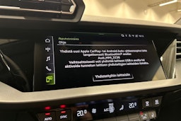 punainen Audi A3 2025 kuva 16.