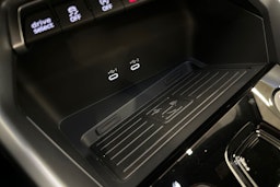 punainen Audi A3 2025 kuva 18.