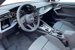 punainen Audi A3 2025 kuva 6.