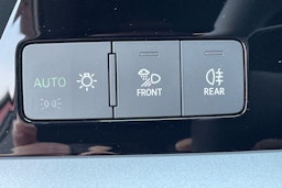 punainen Audi A3 2025 kuva 11.