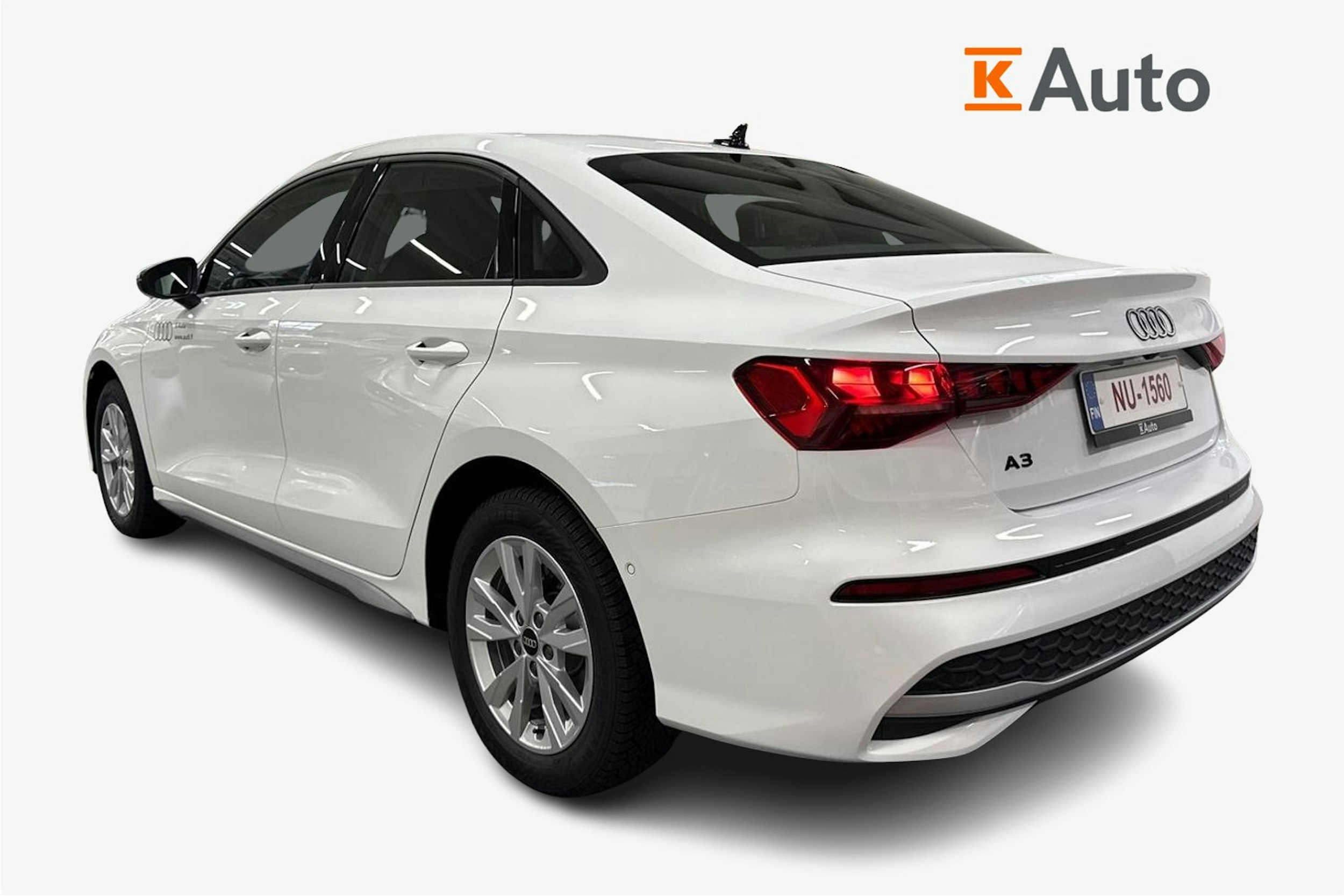 valkoinen Audi A3 2025 kuva 2.