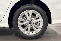 valkoinen Audi A3 2025 kuva 10.