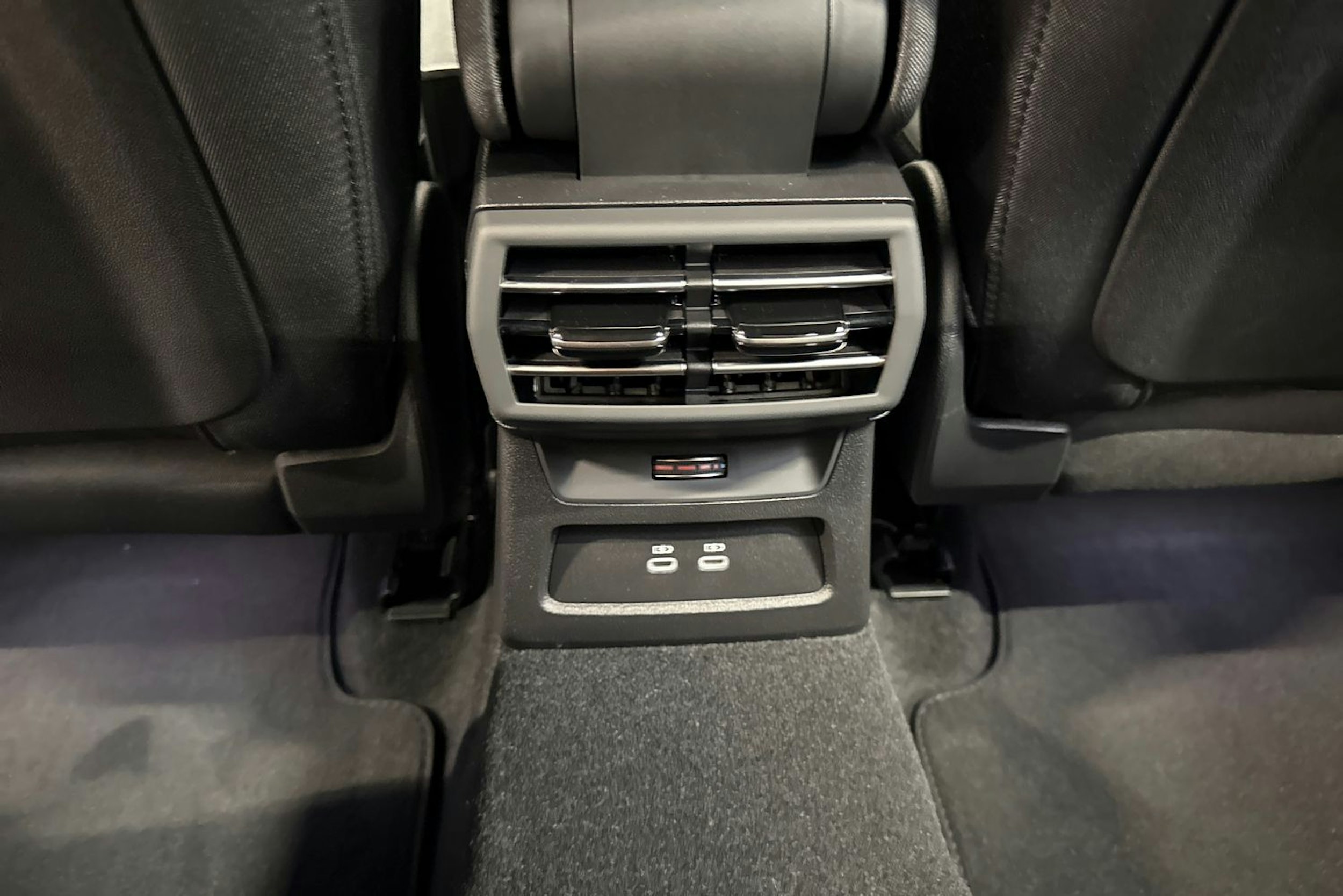 valkoinen Audi A3 2025 kuva 13.