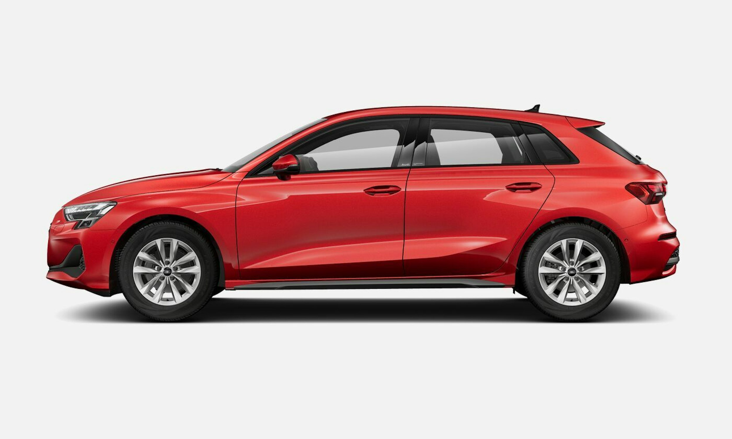 punainen Audi A3 2025 kuva 2.