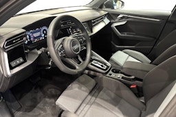 manhattan harmaa Audi A3 2025 kuva 11.