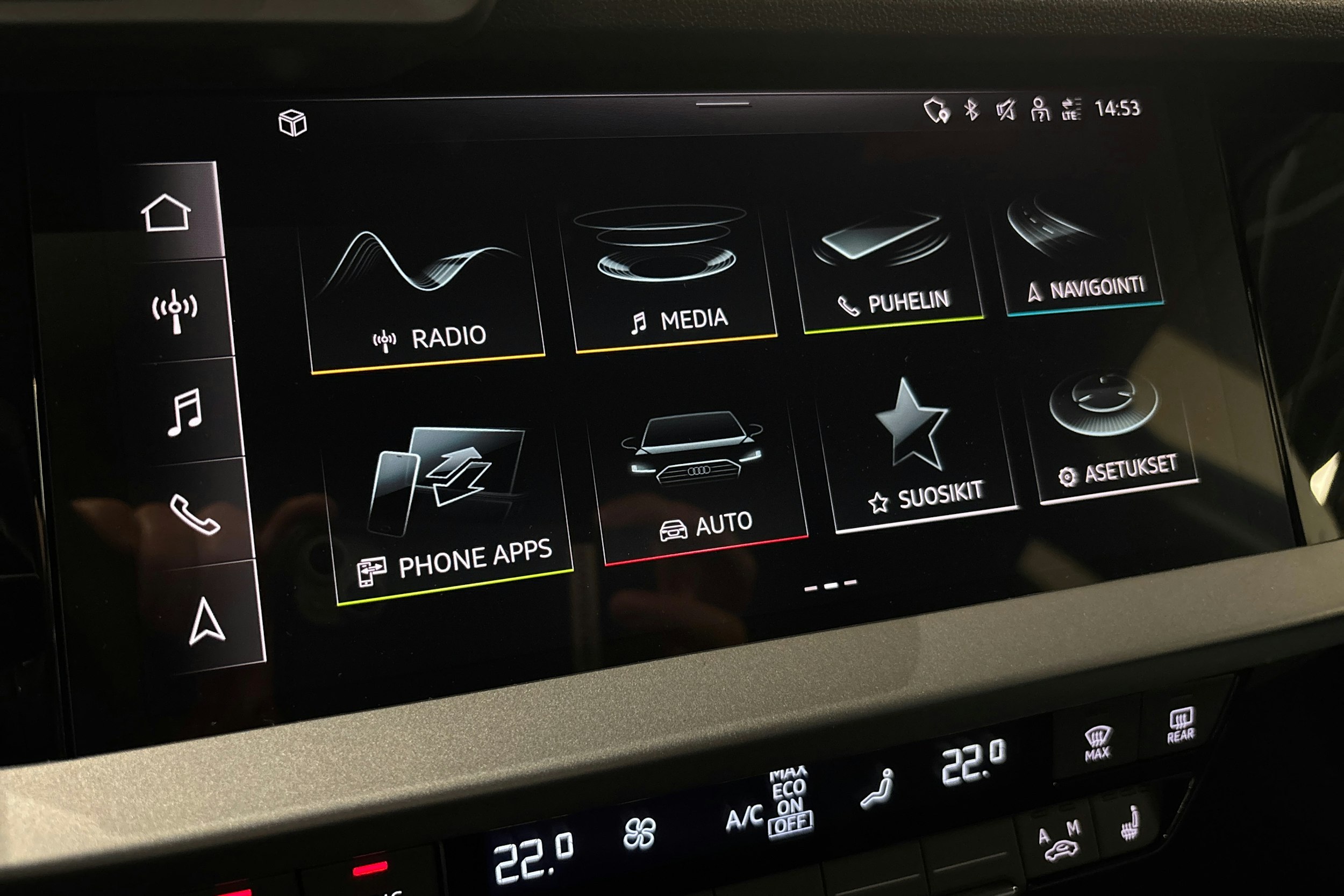 manhattan harmaa Audi A3 2025 kuva 21.