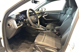 valkoinen Audi A3 2025 kuva 6.