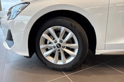 valkoinen Audi A3 2025 kuva 10.