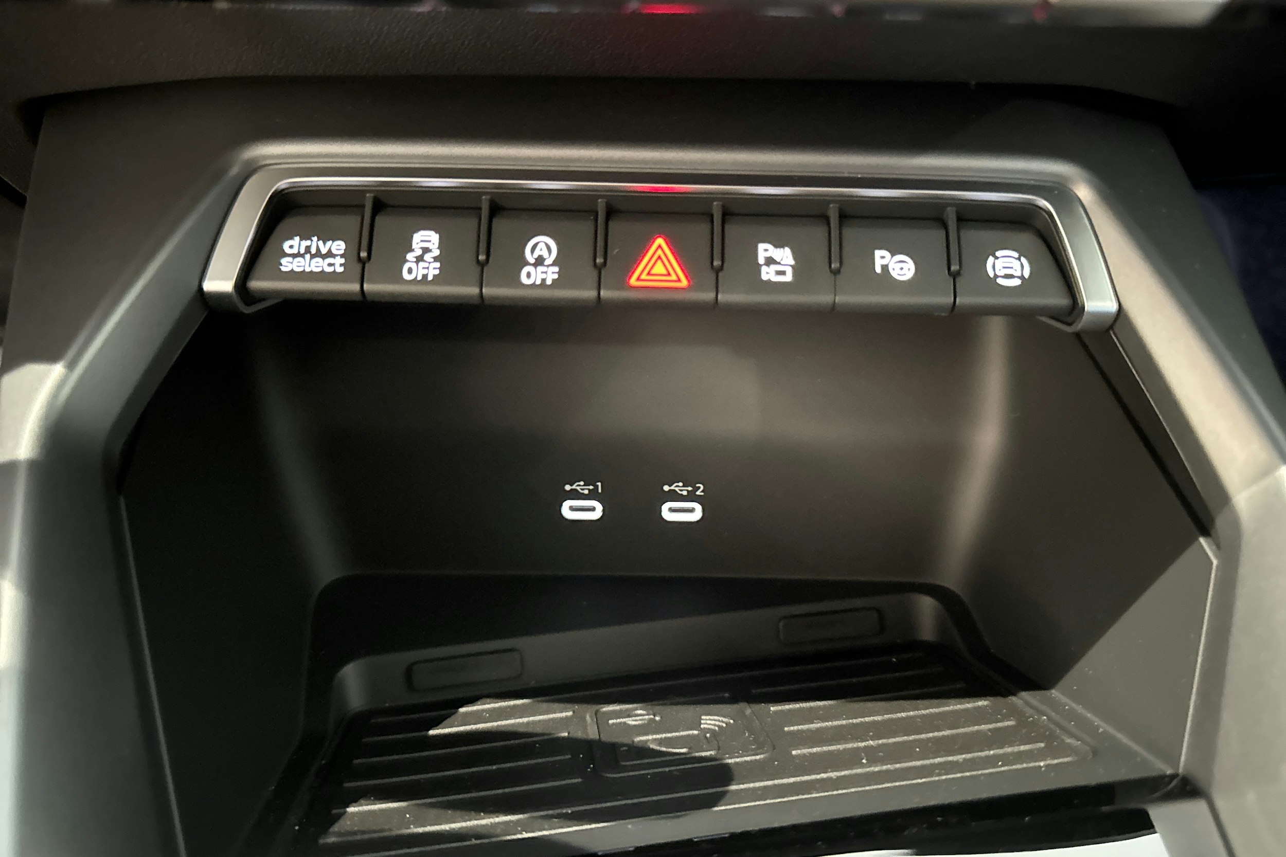 valkoinen Audi A3 2025 kuva 14.