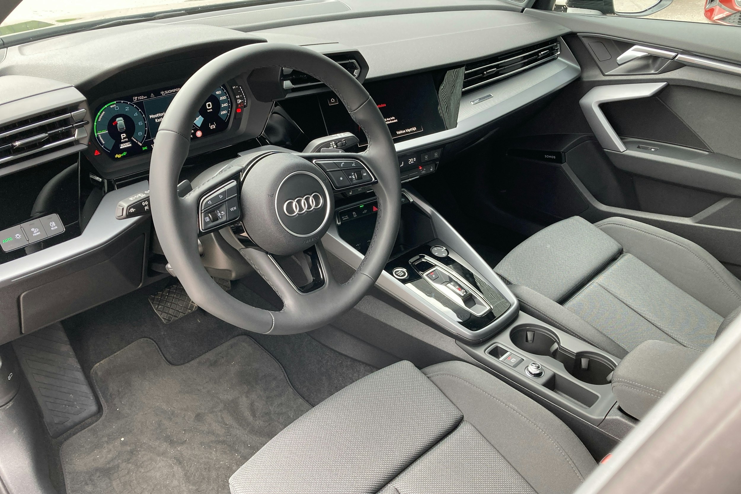 harmaa Audi A3 2025 kuva 6.