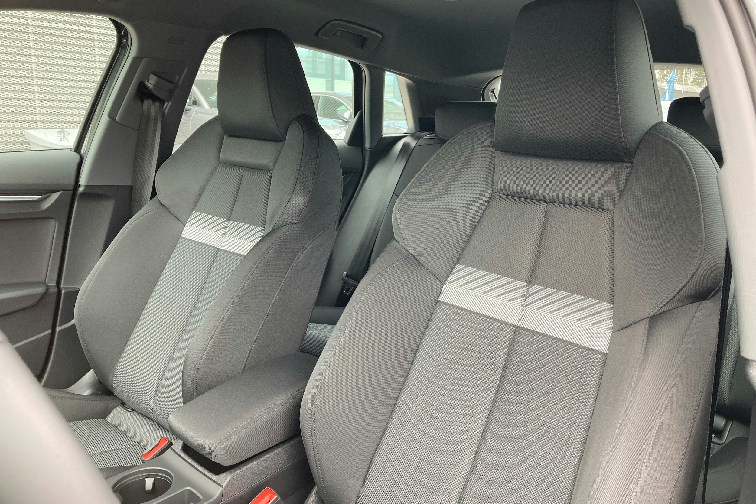 harmaa Audi A3 2025 kuva 11.