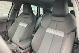 harmaa Audi A3 2025 kuva 11.