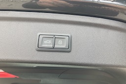 harmaa Audi A3 2025 kuva 16.