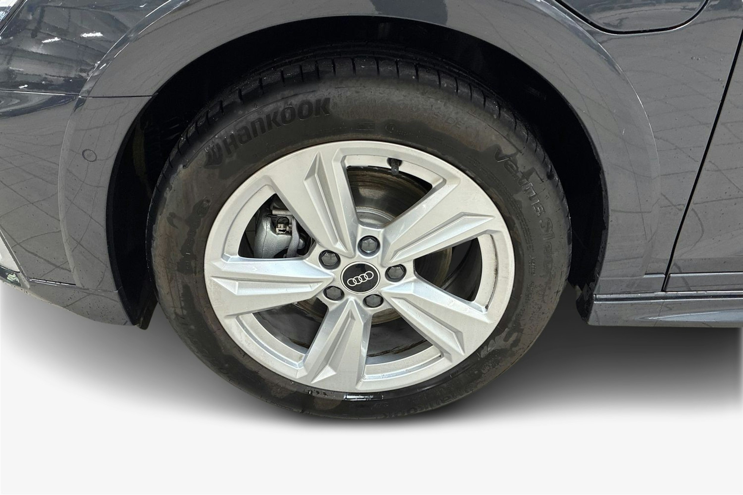 harmaa Audi A3 2025 kuva 9.