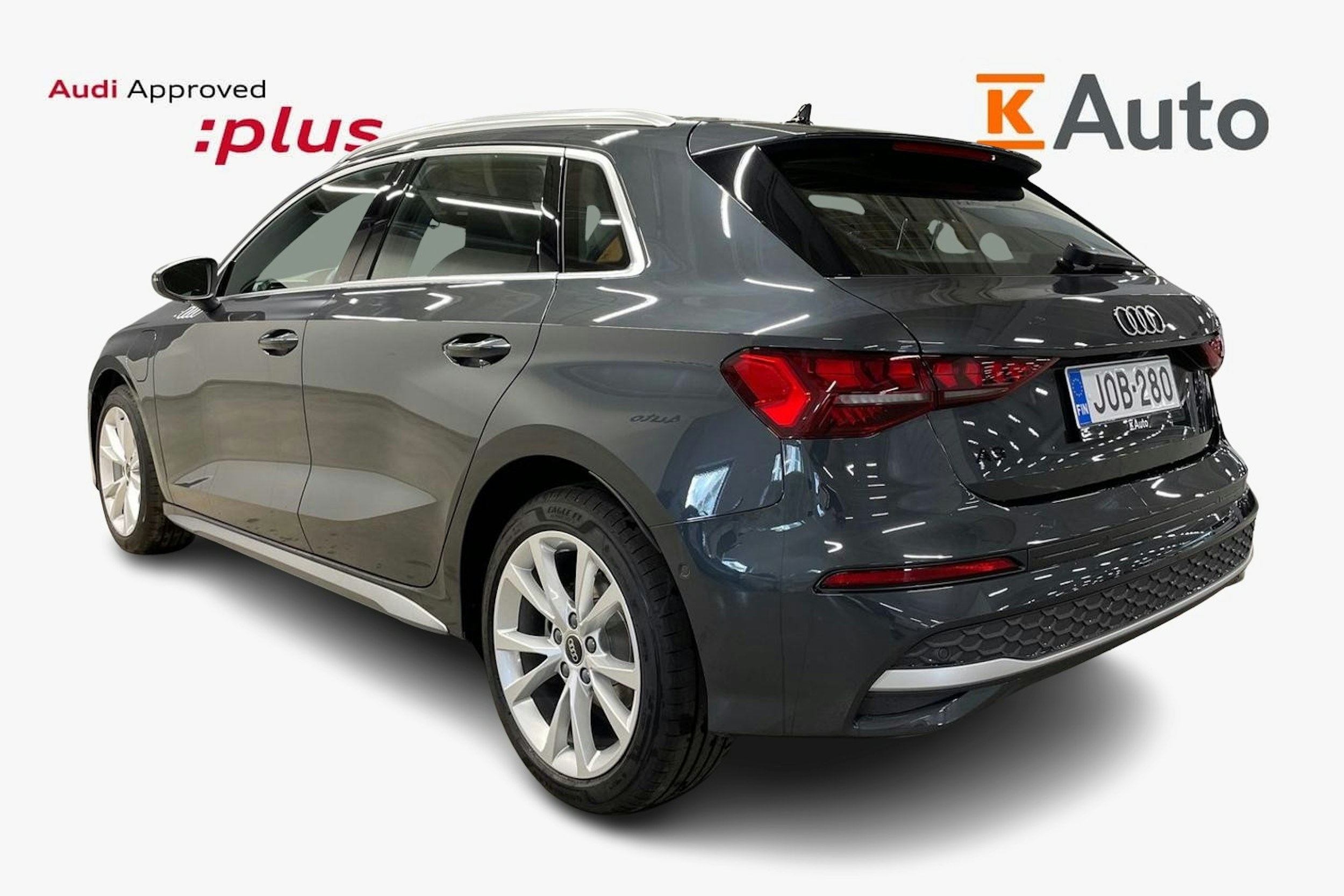 harmaa Audi A3 2025 kuva 2.