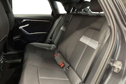 harmaa Audi A3 2025 kuva 10.