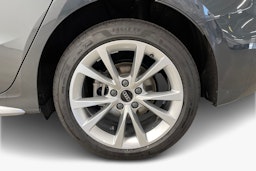 harmaa Audi A3 2025 kuva 11.
