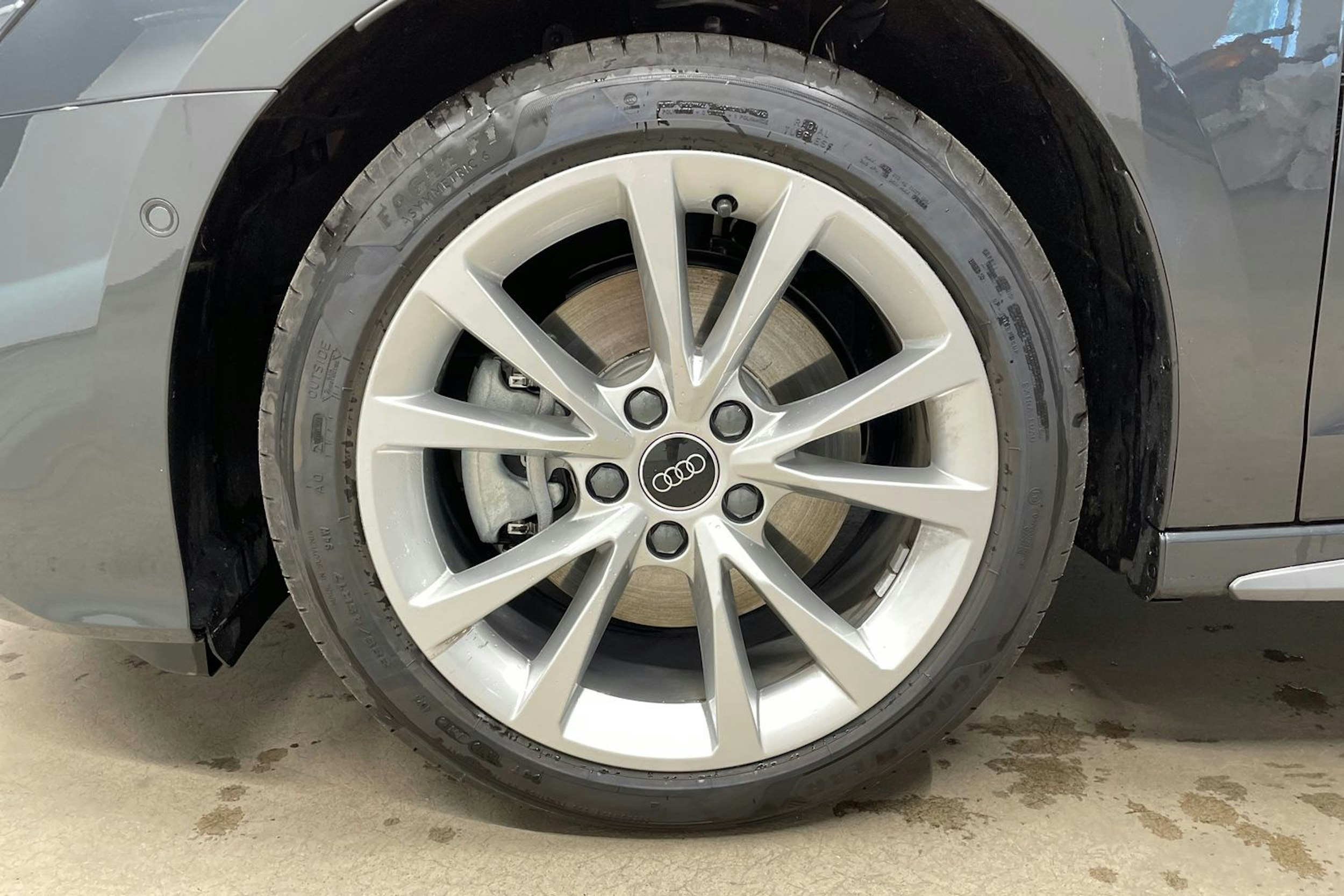 harmaa Audi A3 2025 kuva 12.
