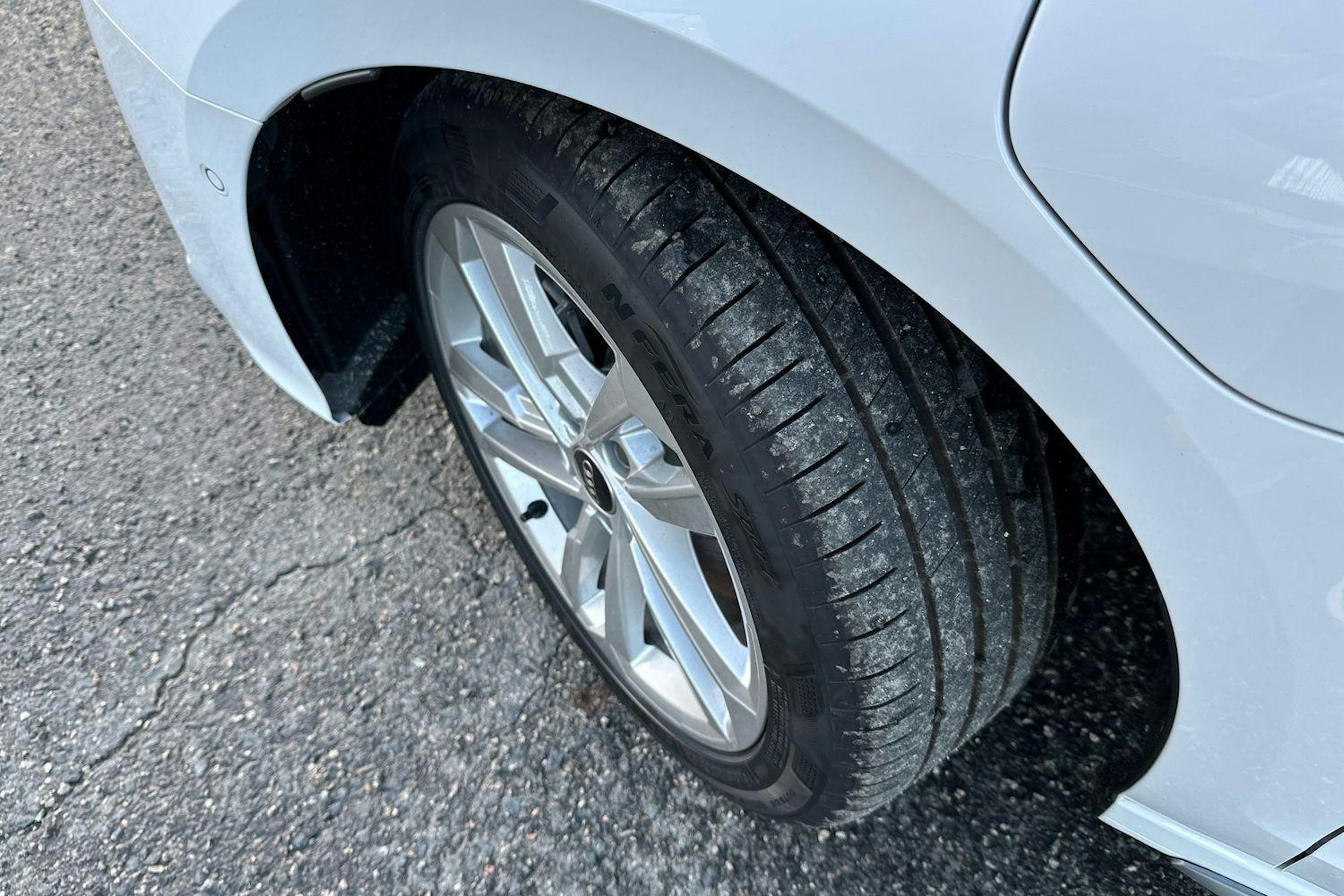 valkoinen Audi A3 2025 kuva 10.