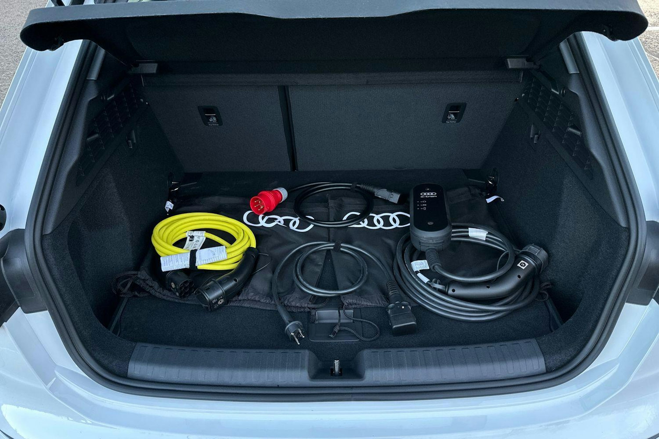 valkoinen Audi A3 2025 kuva 12.