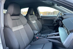 valkoinen Audi A3 2025 kuva 13.