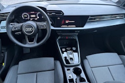 musta Audi A3 2025 kuva 7.