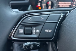 musta Audi A3 2025 kuva 13.