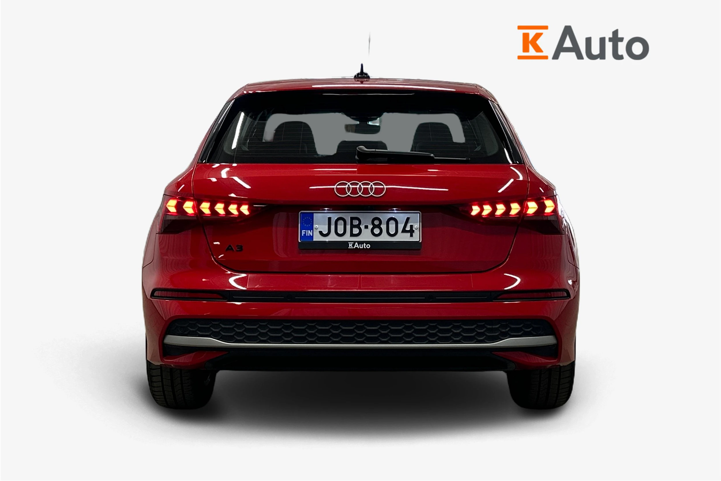 punainen Audi A3 2025 kuva 3.