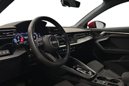 punainen Audi A3 2025 kuva 6.