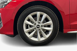 punainen Audi A3 2025 kuva 9.