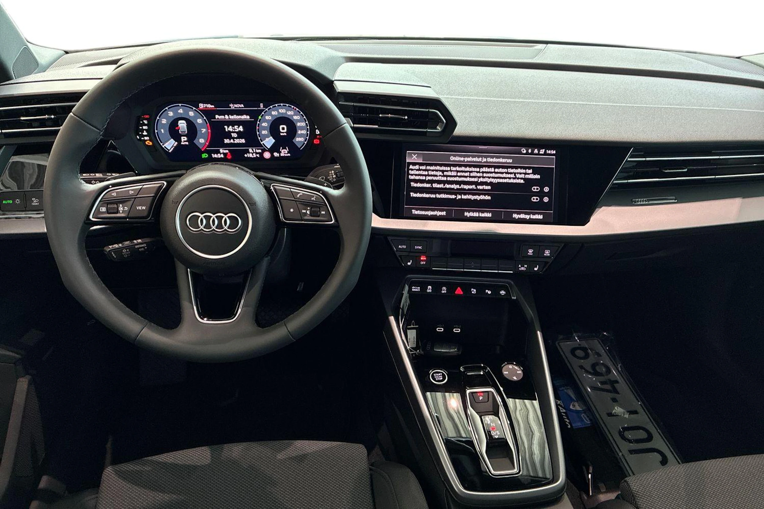 harmaa Audi A3 2025 kuva 7.