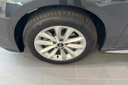 harmaa Audi A3 2025 kuva 10.