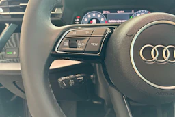 harmaa Audi A3 2025 kuva 13.
