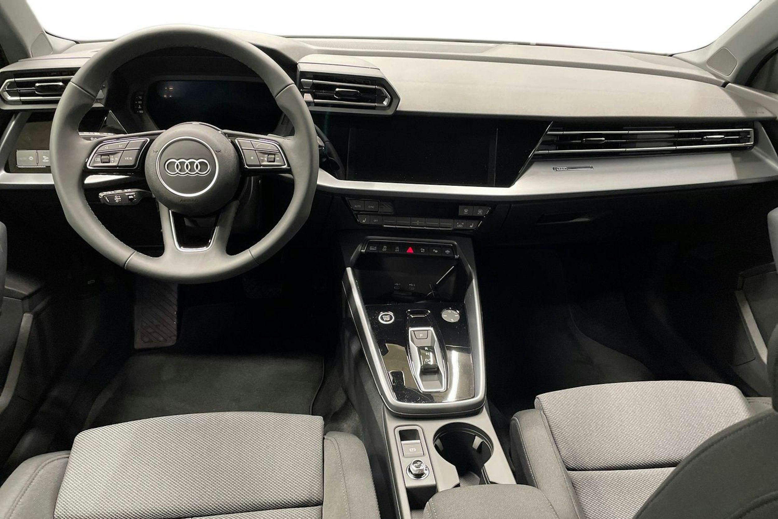 musta Audi A3 2025 kuva 9.