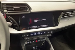 musta Audi A3 2025 kuva 15.