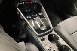 musta Audi A3 2025 kuva 16.