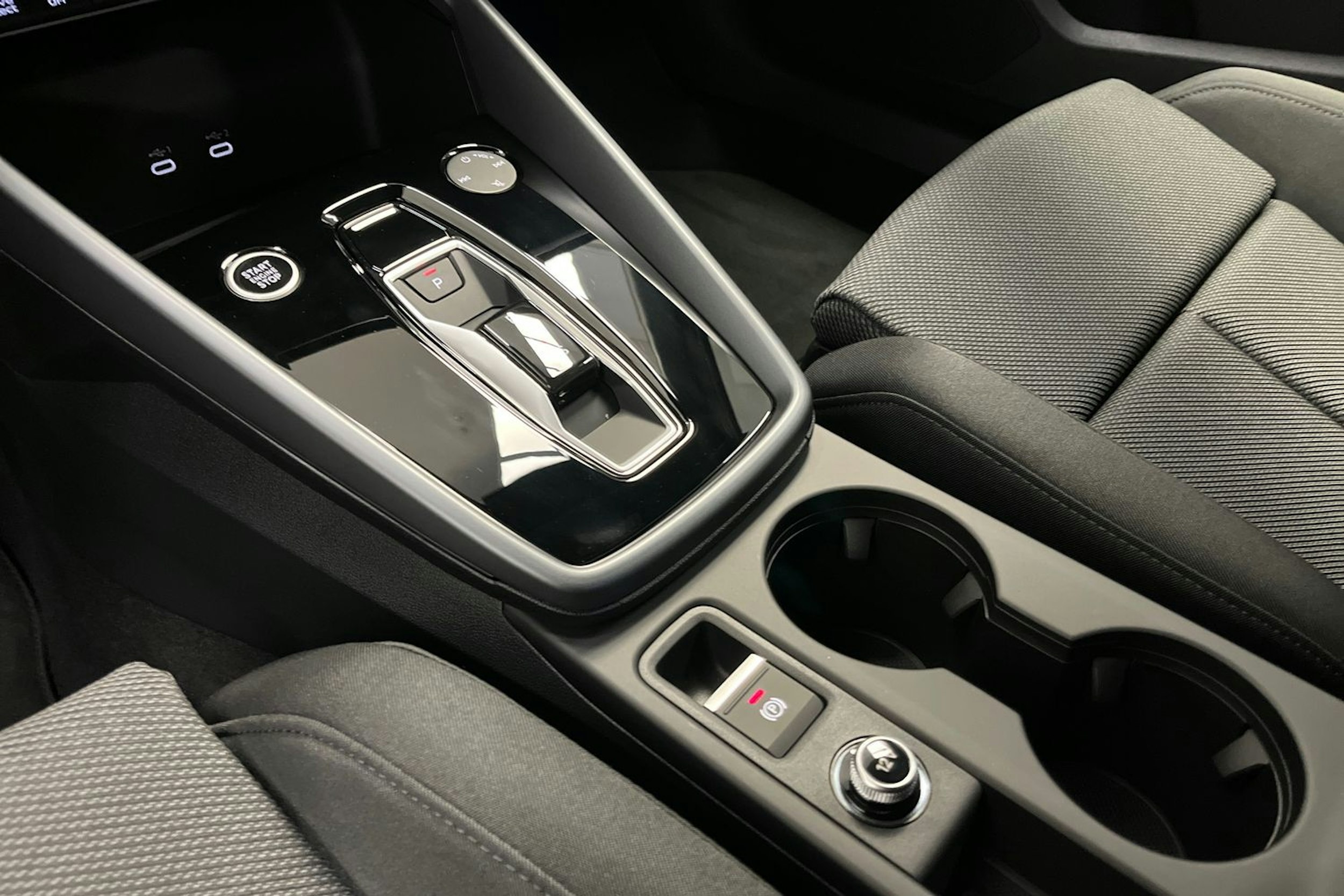 arkona valkoinen Audi A3 2025 kuva 10.