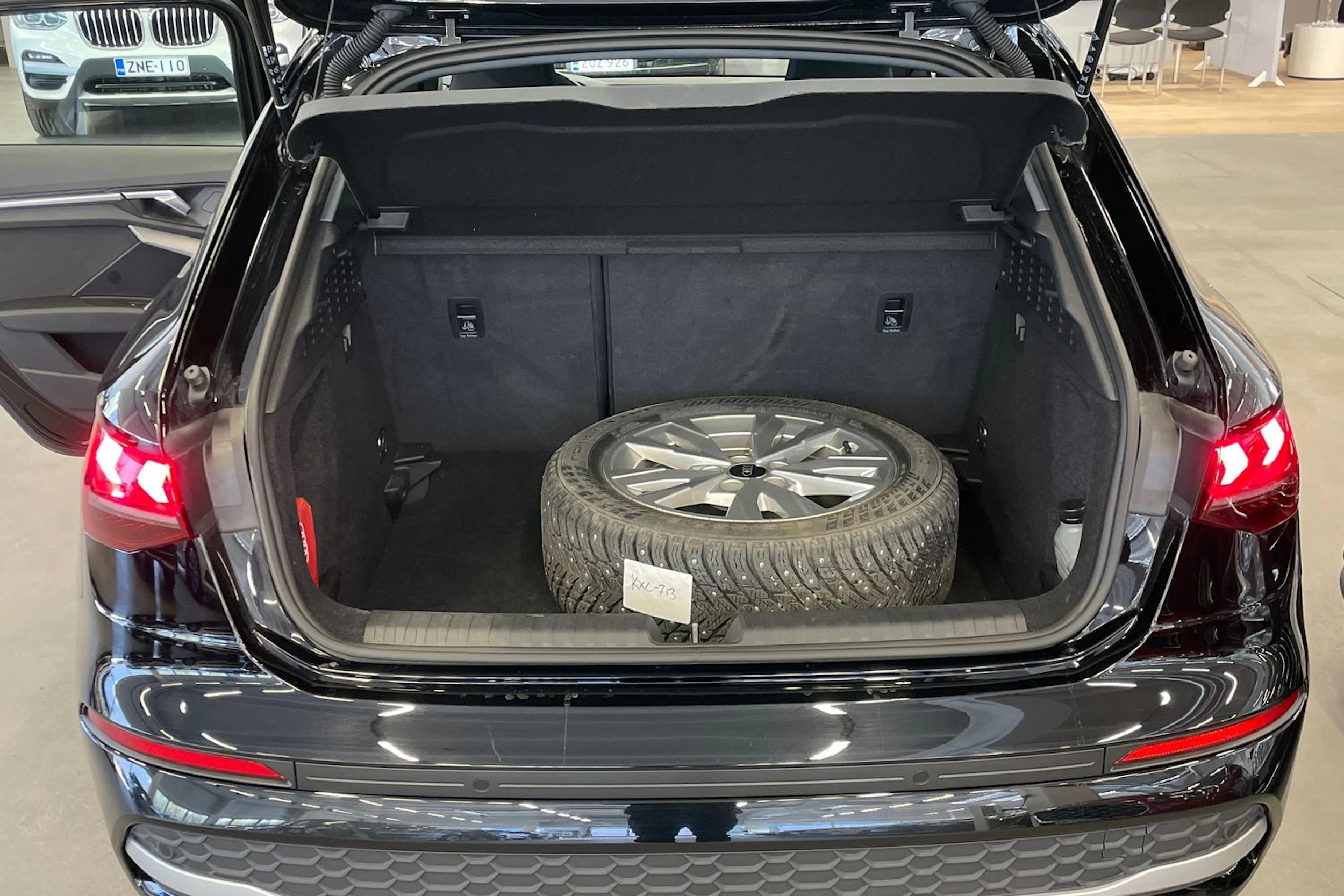 Musta Audi A3 2025 kuva 17.