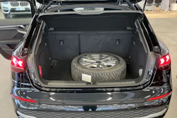 Musta Audi A3 2025 kuva 17.