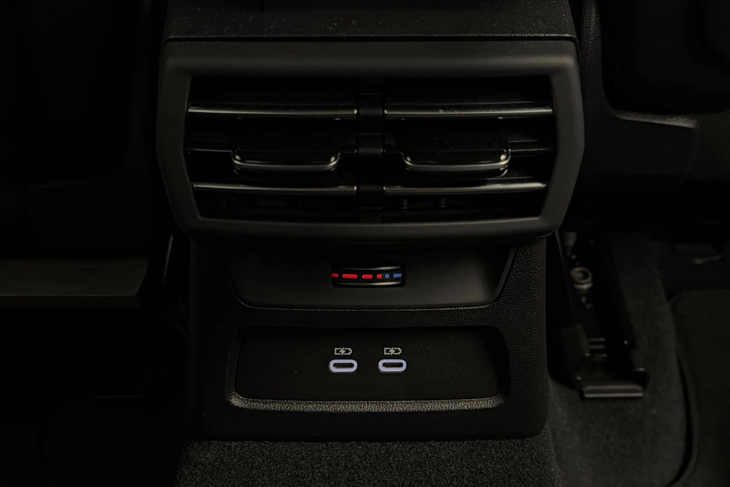 valkoinen Audi A3 2025 kuva 14.