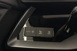 valkoinen Audi A3 2025 kuva 16.