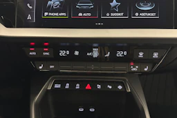 valkoinen Audi A3 2025 kuva 21.