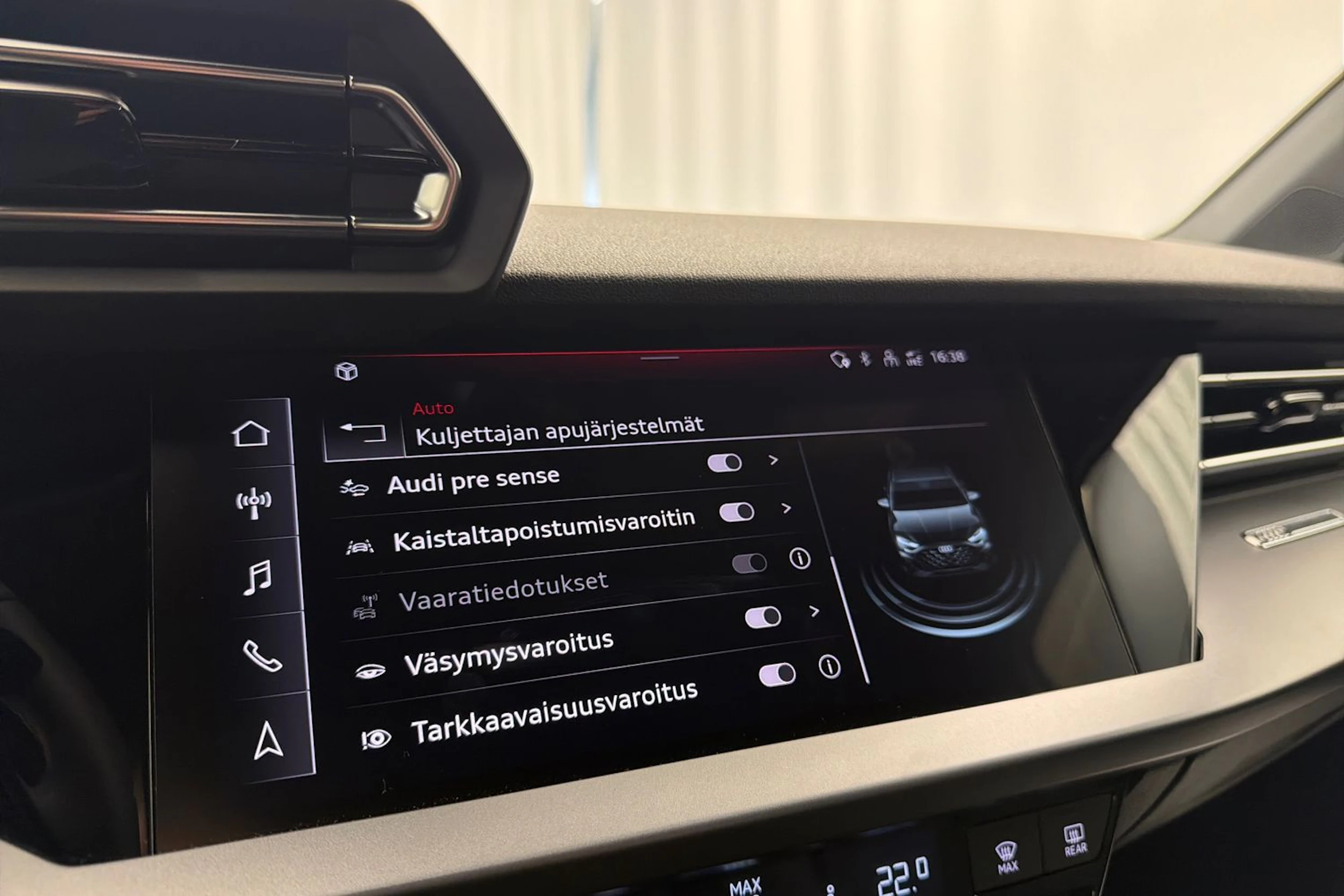 valkoinen Audi A3 2025 kuva 25.